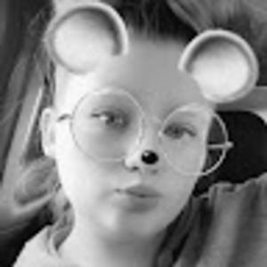 Meet your Posher, Lily